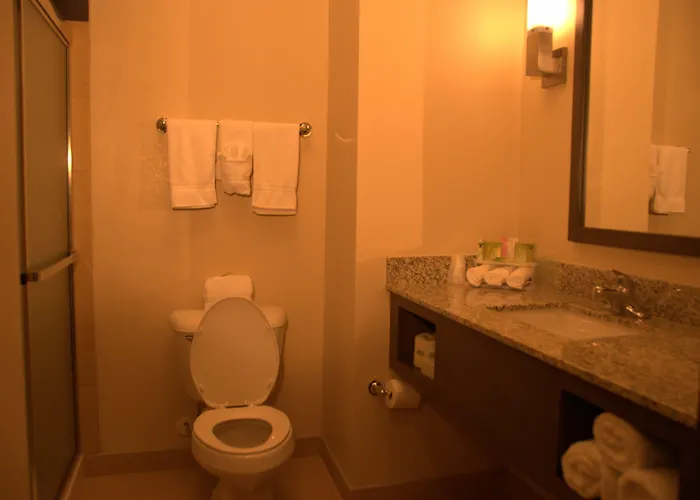Hotel Express & By Ihg