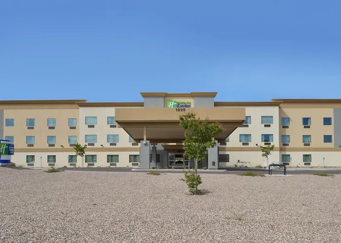 Hotel Express & By Ihg Globe